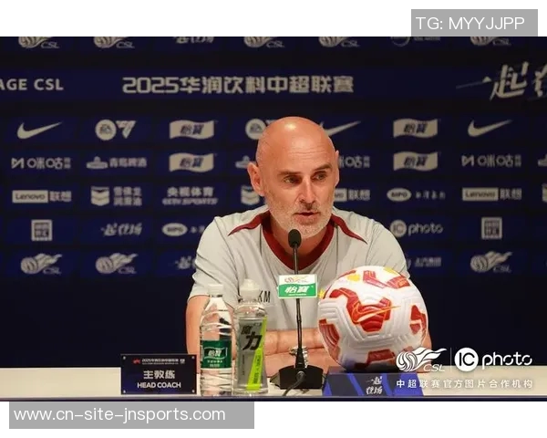 穆斯卡特坚守中超执教岗位流浪者俱乐部启动备选方案应对变数