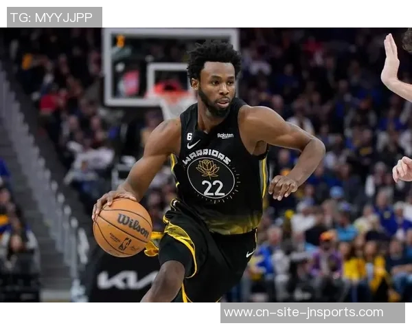 维金斯状态低迷半场表现不佳仅得4分3犯规引发关注