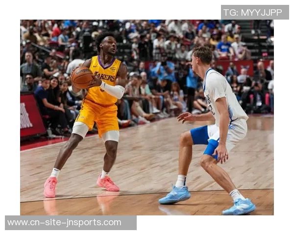 特雷约翰逊闪耀全场砍下26分6助攻弗拉格克尼佩尔与VJ共同助力球队表现出色 特雷约翰逊闪耀全场砍下26分6助攻弗拉格克尼佩尔与VJ共同助力球队表现出色